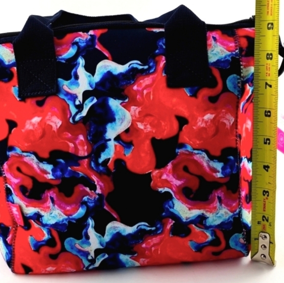 NWT MyTagalongs Neoprene Lunch Tote Crossbody Bag Absract Floral Zipper Closure - Picture 10 of 10